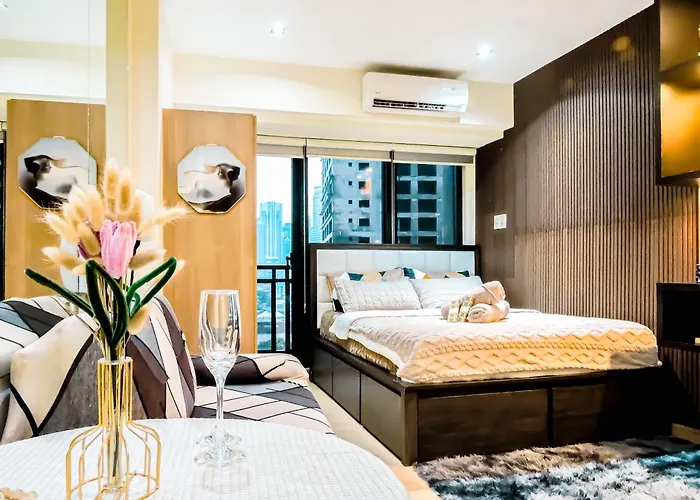 Poblacion With Pool Gym Jacuzzi And Pool Table Apartment