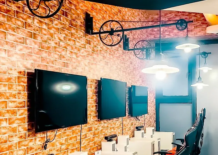 Poblacion With Pool Gym Jacuzzi And Pool Table Apartment *